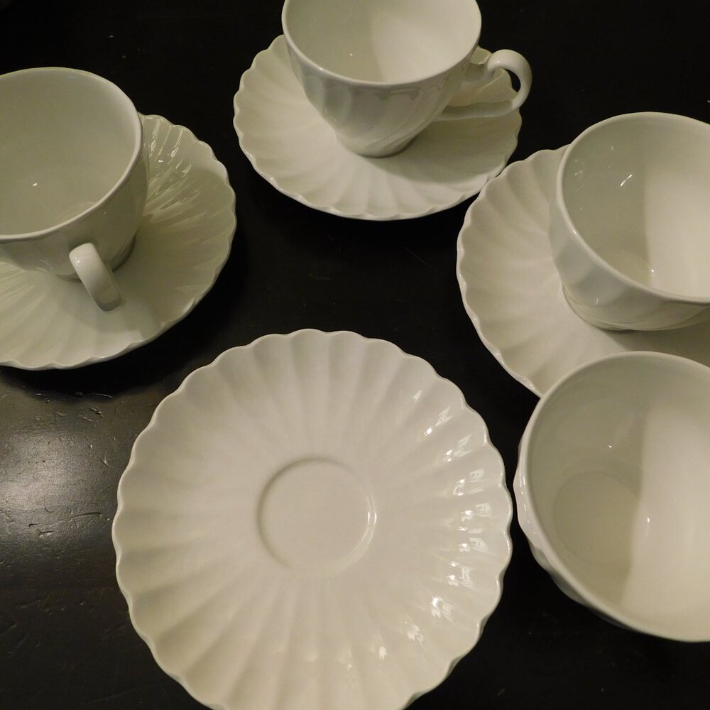 English Tea Cup Set - Picture 5 of 5